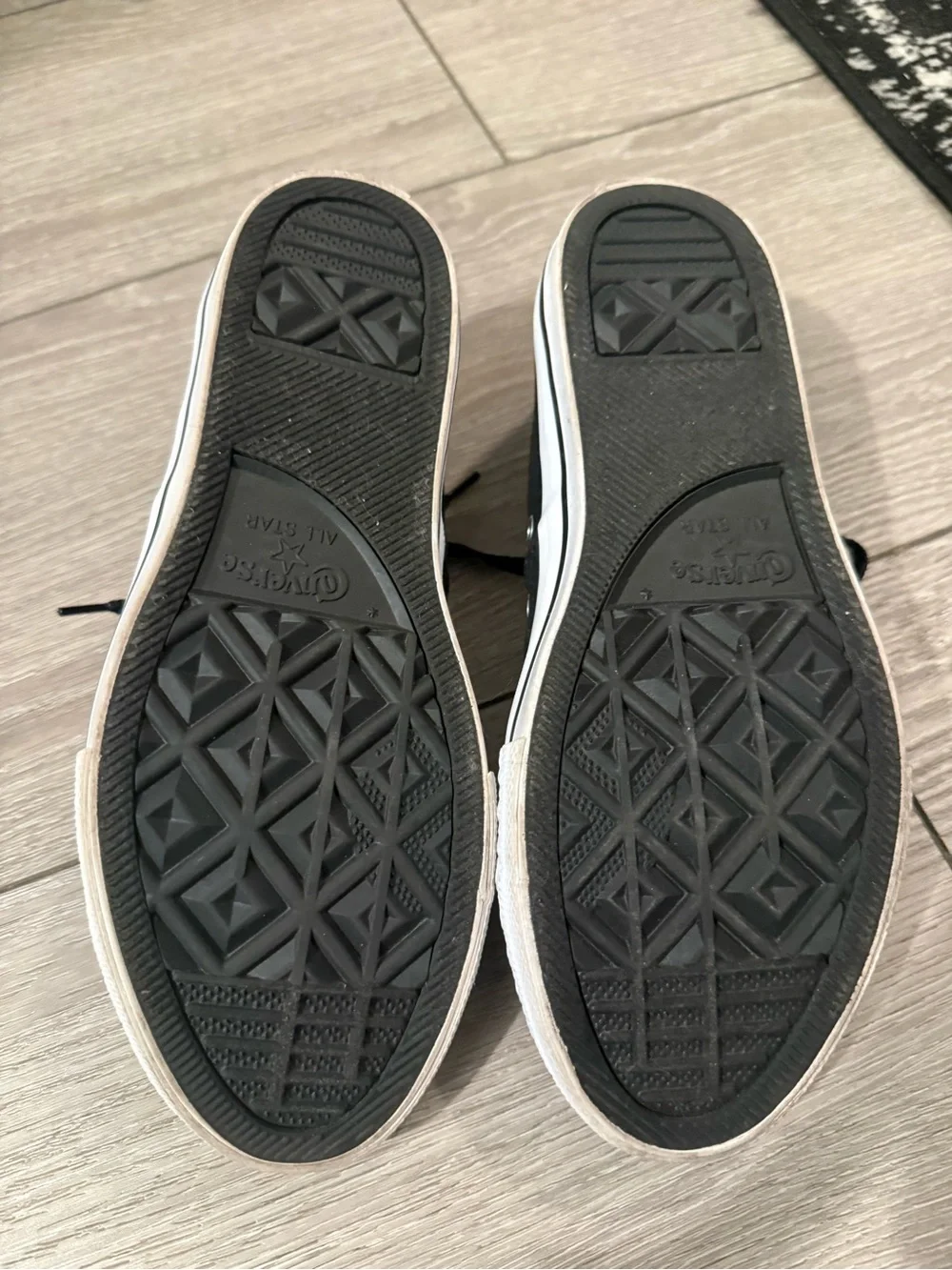 Converse Kids Black Low Top Sneakers with Pink Lining